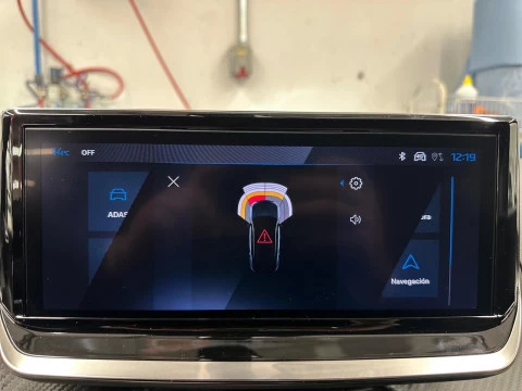 Peugeot 2008 N2008 Allure Hybrid 136 eDCS6