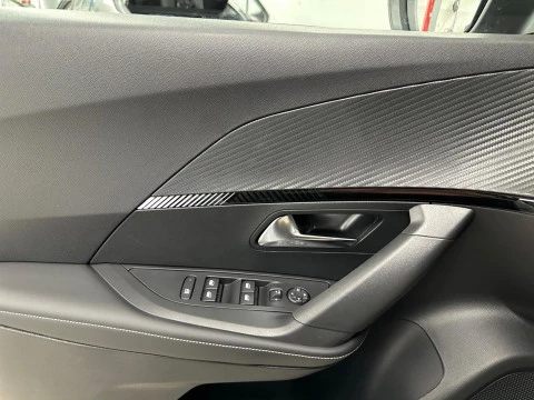 Peugeot 2008 N2008 Allure Hybrid 136 eDCS6