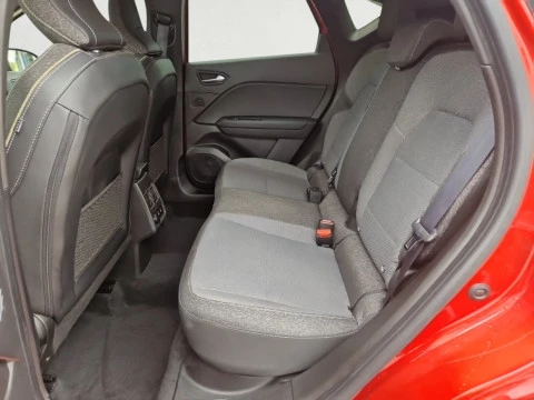 Renault Captur techno Eco-G 100cv (74 kW)