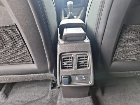 Renault Captur techno Eco-G 100cv (74 kW)