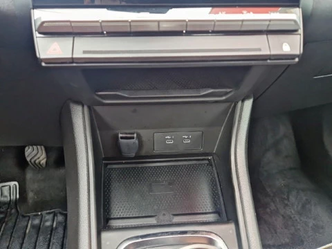 Renault Captur techno Eco-G 100cv (74 kW)