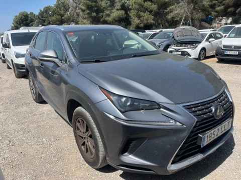 Lexus NX 2.5 300h Business Navigation 2WD