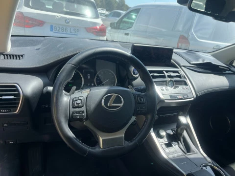 Lexus NX 2.5 300h Business Navigation 2WD