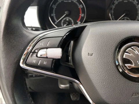 Skoda Fabia 1.0 TSI Ambition 70 kW (95 CV)