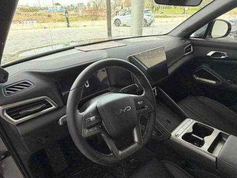 BYD ATTO 2 1.5 PHEV DM-I BOOST AUTO 5P INTERIOR BLACK