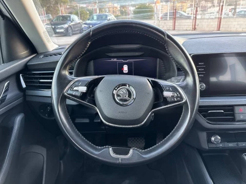 Skoda Kamiq 1.0 TSI 81kW (110CV) DSG Ambition