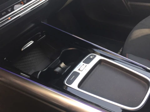 Mercedes-Benz GLA  200 d