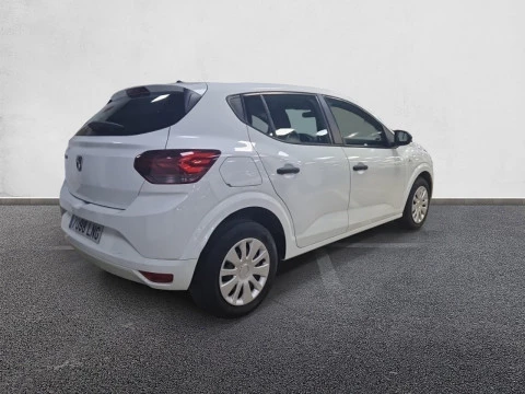 Dacia Sandero Essential SCe 49kW (65CV)