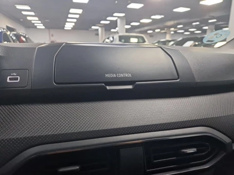 Dacia Sandero Essential SCe 49kW (65CV)