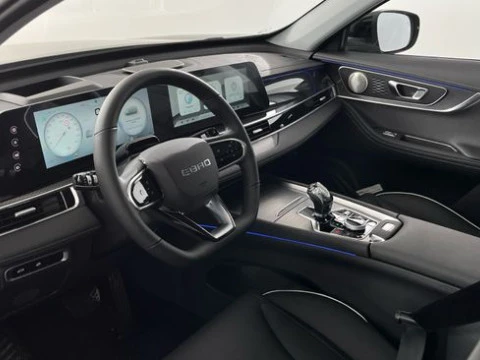 EBRO S700 1.6 TGDI Luxury 7 DCT