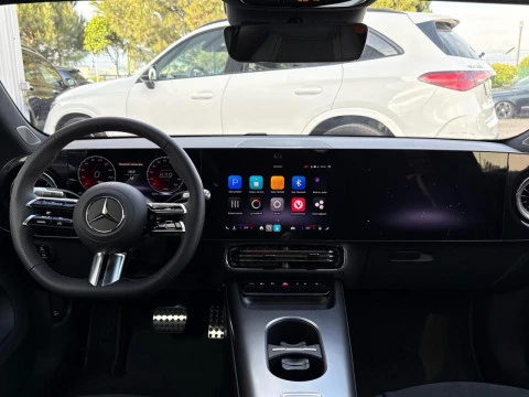 Mercedes-Benz CLA  250+ con tecnologia EQ