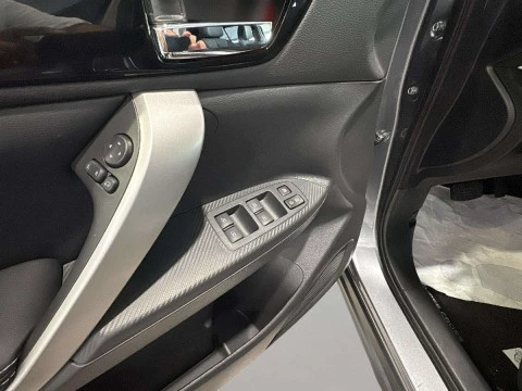 Mitsubishi Eclipse Cross 2.4 PHEV KAITEKI AUTO 4WD 188 5P