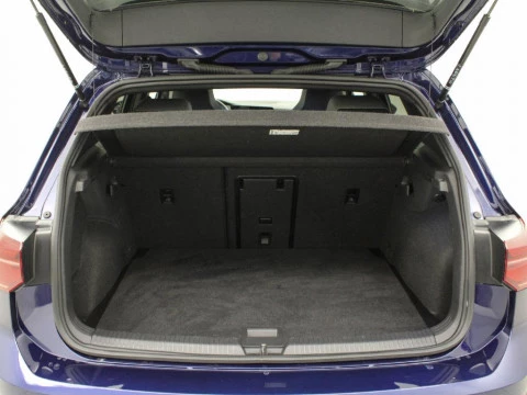 Volkswagen Golf 1.5 ETSI MHEV DSG R-LINE 150CV 5P