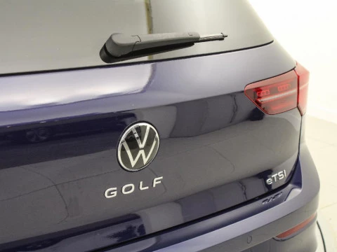 Volkswagen Golf 1.5 ETSI MHEV DSG R-LINE 150CV 5P