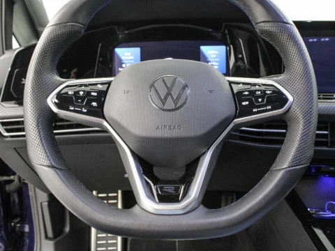 Volkswagen Golf 1.5 ETSI MHEV DSG R-LINE 150CV 5P