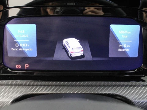 Volkswagen Golf 1.5 ETSI MHEV DSG R-LINE 150CV 5P