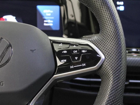 Volkswagen Golf 1.5 ETSI MHEV DSG R-LINE 150CV 5P