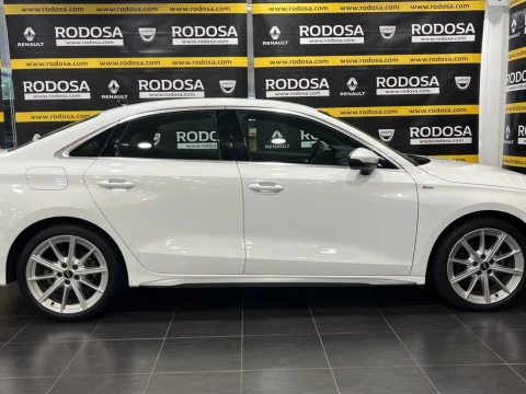 Audi A3 Sedan S line 35 TDI 110kW S tronic