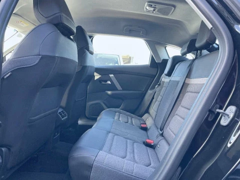 Citroën C4 PureTech 130 S&S 6v Plus