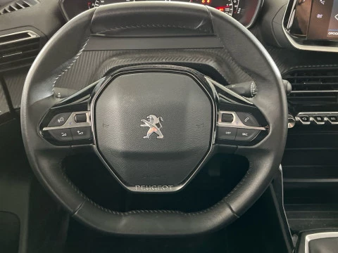 Peugeot 2008 Allure BlueHDI 81kW (110CV)