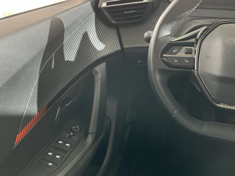 Peugeot 2008 Allure BlueHDI 81kW (110CV)