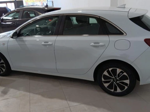 Kia Ceed 1.0 T-GDI 74KW DRIVE 5P