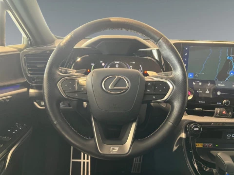 Lexus NX 450h+ F Sport 4WD