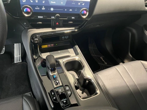 Lexus NX 450h+ F Sport 4WD