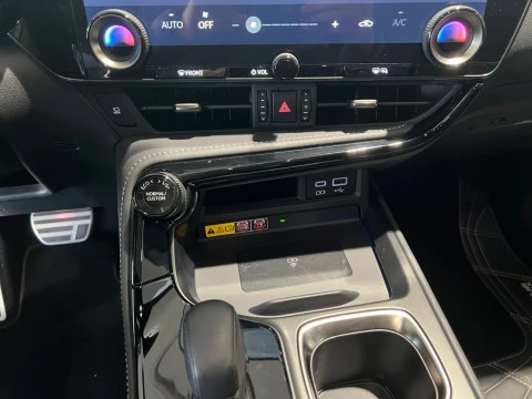 Lexus NX 450h+ F Sport 4WD