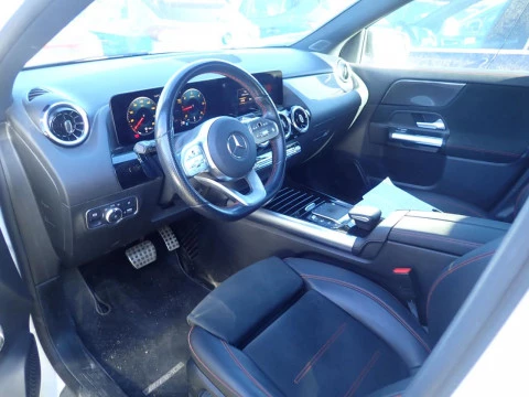 Mercedes-Benz GLA GLA 200 D