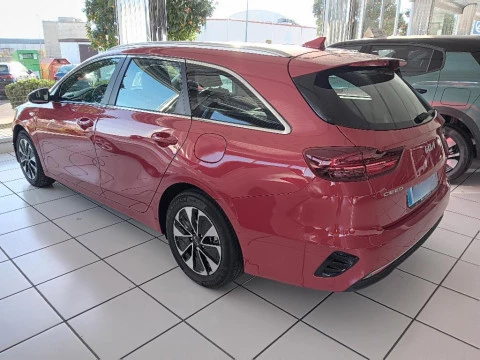 Kia Ceed fam. 1.0 T-GDI 74KW DRIVE TOURER 5P