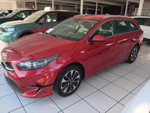 Kia Ceed fam. 1.0 T-GDI 74KW DRIVE TOURER 5P