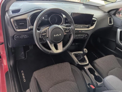 Kia Ceed fam. 1.0 T-GDI 74KW DRIVE TOURER 5P