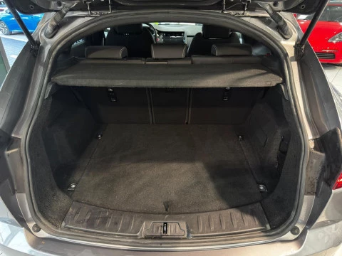 Jaguar E-Pace E-PACE 2.0D I4 R-DYNAMIC BASE AWD AUT. 163