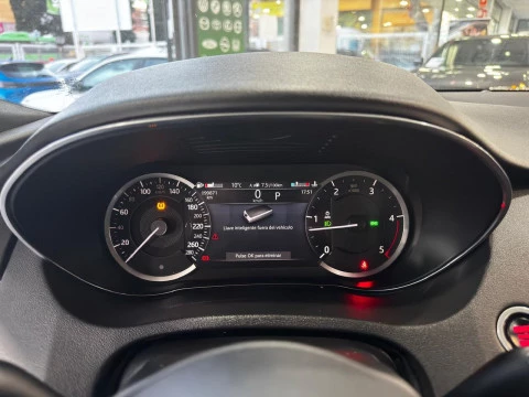 Jaguar E-Pace E-PACE 2.0D I4 R-DYNAMIC BASE AWD AUT. 163