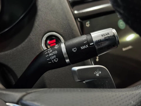 Jaguar E-Pace E-PACE 2.0D I4 R-DYNAMIC BASE AWD AUT. 163