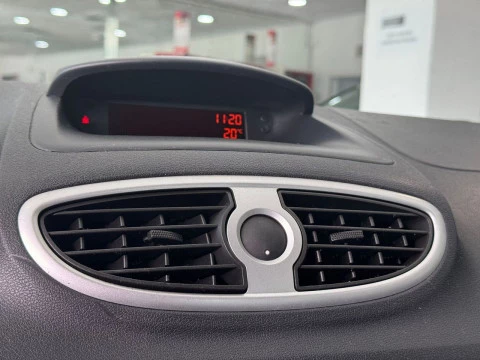 Renault Clio 1.5dCI 5P 86CV