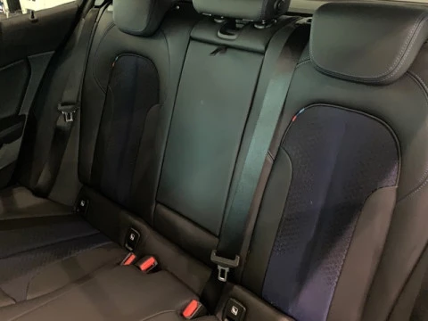 BMW Serie 1 118d Business 110 kW (150 CV)