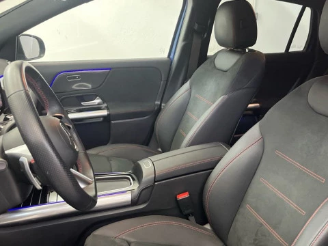 Mercedes-Benz GLA 200 D