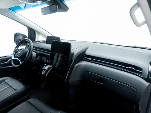 Hyundai Staria 2.2 CRDI Tecno 9S