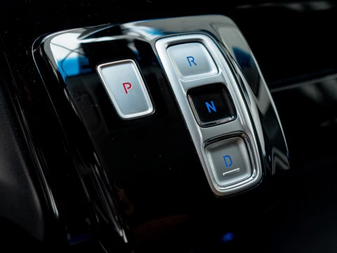 Hyundai Staria 2.2 CRDI Tecno 9S