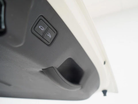 Hyundai Staria 2.2 CRDI Tecno 9S