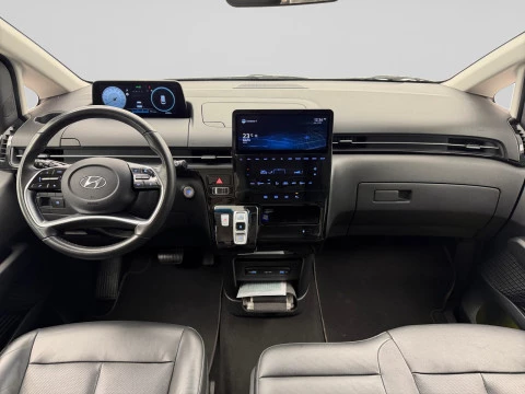 Hyundai Staria 2.2 CRDI Tecno 9S