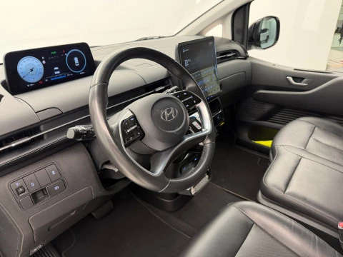 Hyundai Staria 2.2 CRDI Tecno 9S