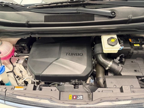 Hyundai Staria 2.2 CRDI Tecno 9S