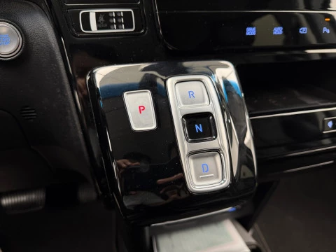 Hyundai Staria 2.2 CRDI Tecno 9S
