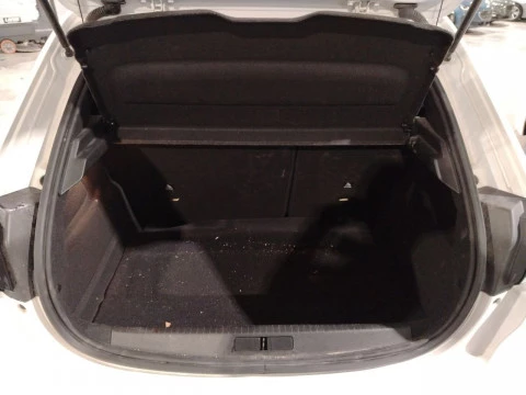 Peugeot 208 BlueHDi 73kW (100CV) Active