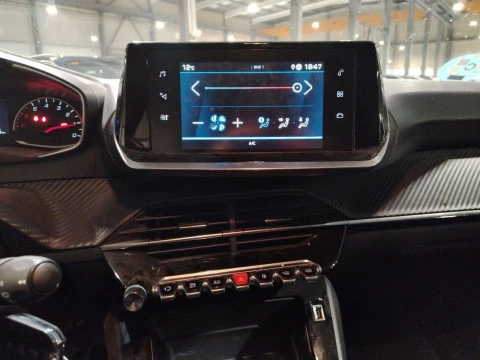 Peugeot 208 BlueHDi 73kW (100CV) Active