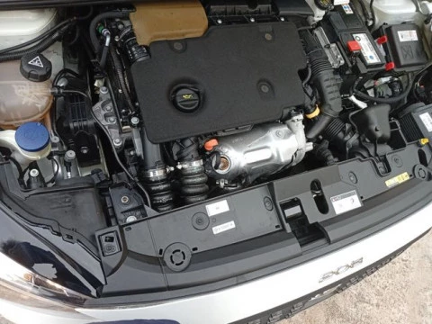 Peugeot 208 BlueHDi 73kW (100CV) Active