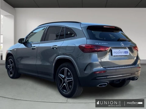 Mercedes-Benz GLA  250 e